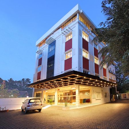 Hotel National Park Residency Kottayam à Ettumanoor Extérieur photo