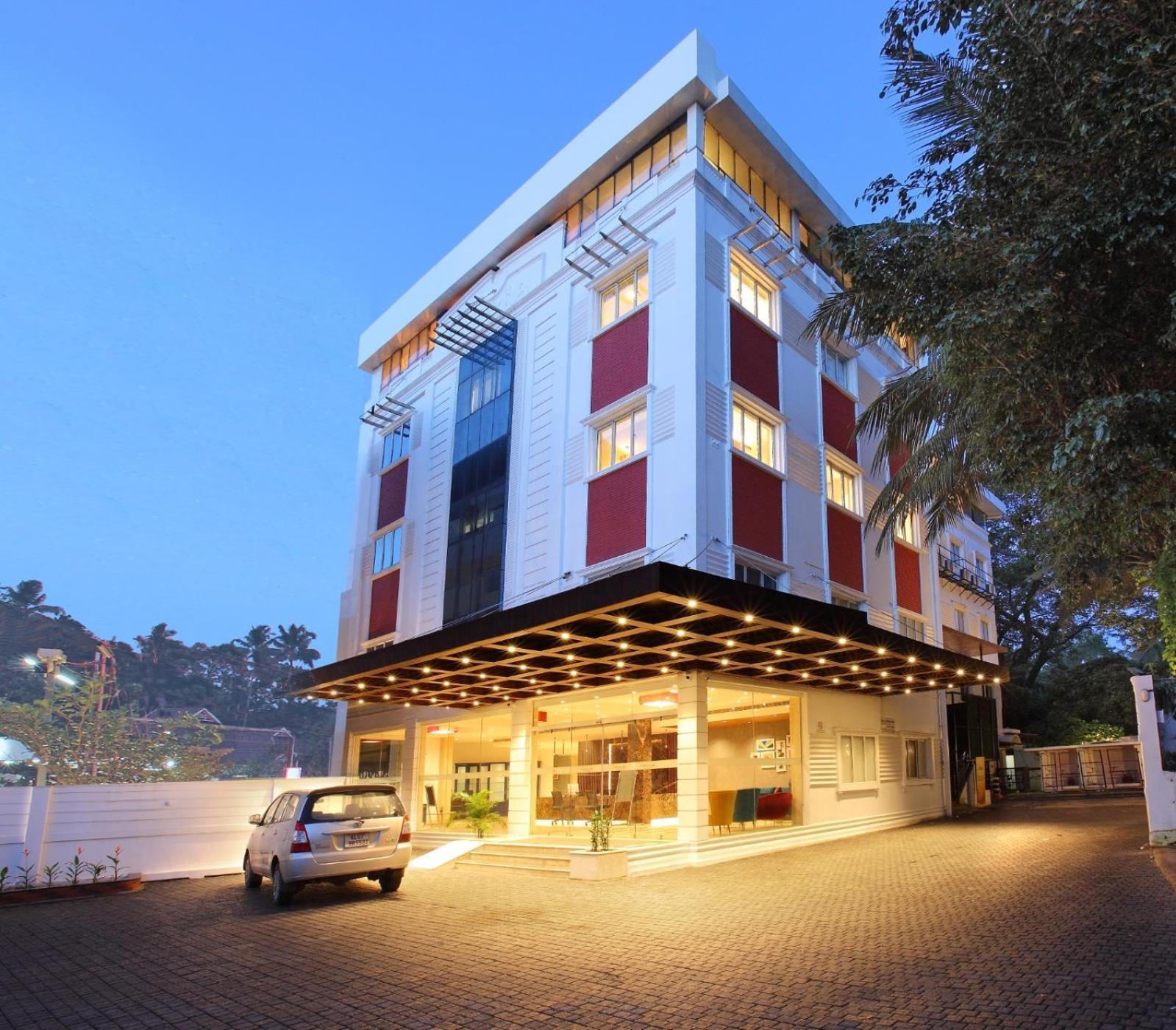 Hotel National Park Residency Kottayam à Ettumanoor Extérieur photo